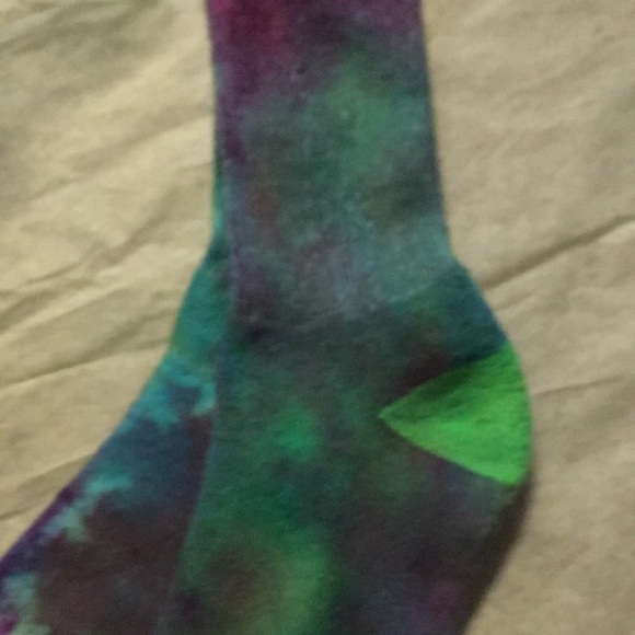 Alex & Faith Tie Dye Socks - Picture 3 of 9